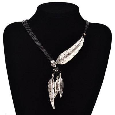 Bohemian Rope Chain Feather Pendant Necklace